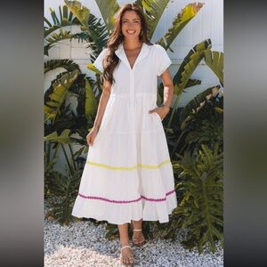 White Button-Down Dress with Colorful Accents ππ©·π©΅
